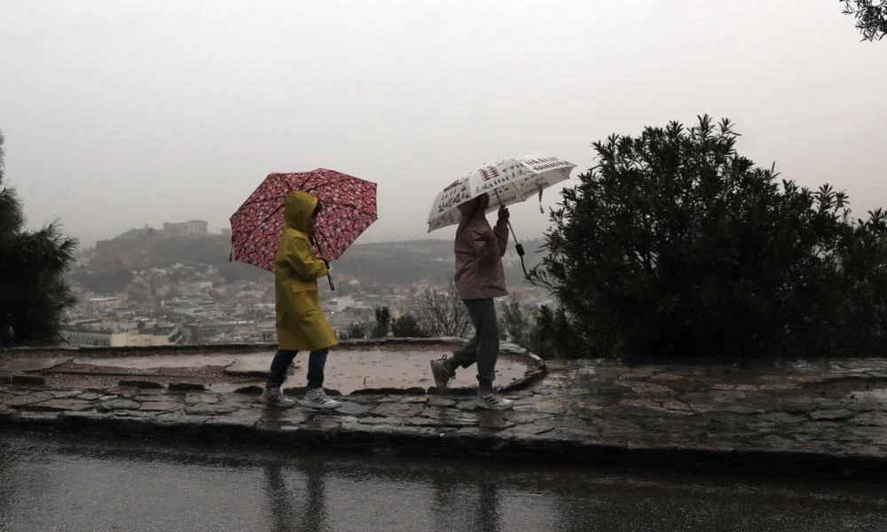 Καιρός σήμερα: 1η Δεκεμβρίου με τοπικές βροχές και χιόνια – Πού θα αγγίξει ο υδράργυρος το μηδέν